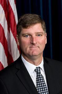 Image of Dwight Holton