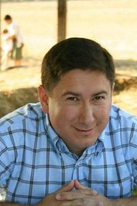 Image of Efrain Tovar