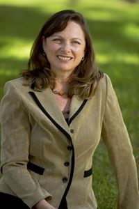 Image of Elaine Litster