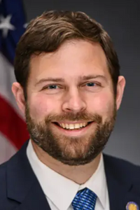 Image of Elijah Reichlin-Melnick