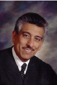 Image of Gilberto V. Figueroa