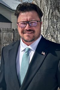 Image of Glenn Lowe