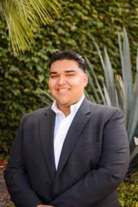 Image of Hector Bustos