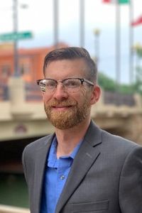 Image of Nick Hinrichsen