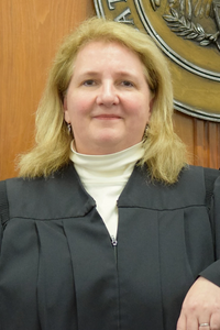 Image of Holly Meyer