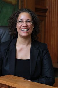 Image of Danielle Shelton