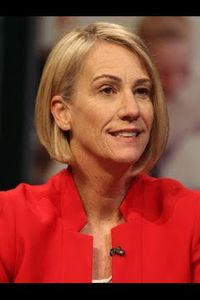 Image of Jen Mangrum