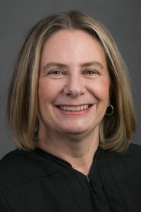 Image of Jennifer Barron