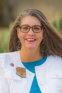 Image of Jennifer Longdon