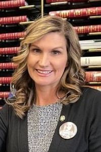 Image of Julie Cantwell