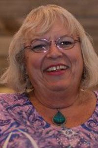 Image of Larissa Sneider