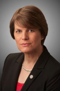Image of Lauren Scott