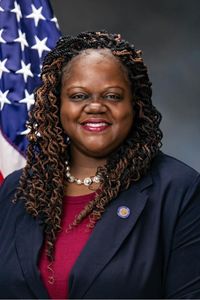 Image of Lea Webb