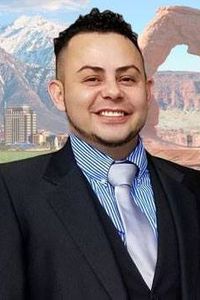 Image of Lee Castillo