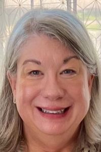 Image of Leslie Recine