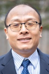 Image of Linfeng Chen