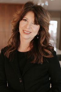 Image of Lisa Gennaro