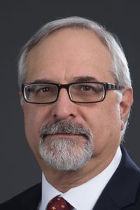 Image of Lowell Simon