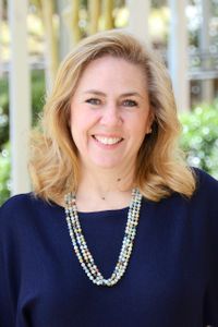 Image of Lynn Edmonds