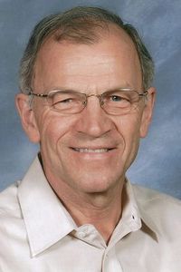 Image of Mel Luetchens