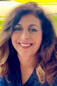 Image of Nadine Deif