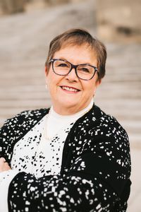 Image of Nancy Harris