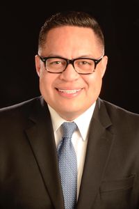 Image of Omar Narvaez