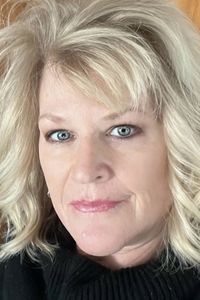 Image of Pam Tollefson