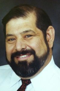Image of Roberto Flores