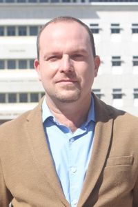 Image of Roberto López Román