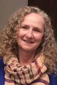 Image of Robyn Hoffman