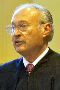 Image of Roger Wollman