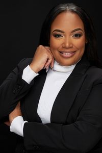 Image of Sharnelle Shelton