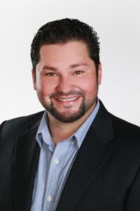 Image of Stephen Varela