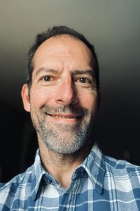 Image of Tom Schlenhardt