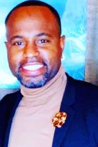 Image of Travis Hendrix