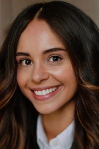 Image of Yvette De La Guardia