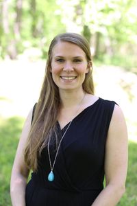 Image of Carrie Olinski