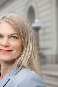 Image of Jennifer Kinsley