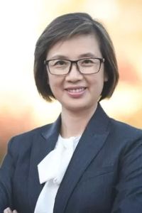 Image of Julie Yang