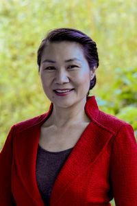 Image of Lynn Trinh