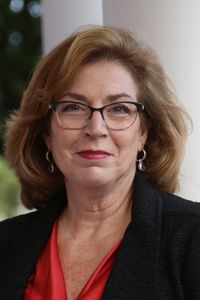 Image of Laurie Warnock