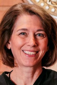 Image of Susan Crawford