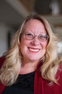 Image of Saundra Larsen