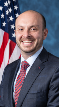 Image of Andrew Garbarino