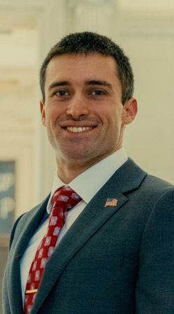 Image of Douglas Chico