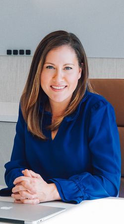 Image of Elizabeth Viney