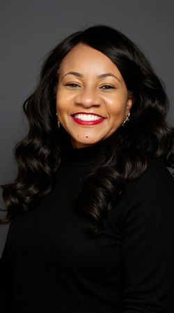 Image of Elyse Jenkins