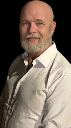 Image of Jason Stoops