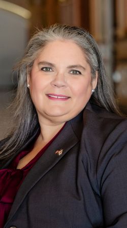 Image of Jennifer Todd